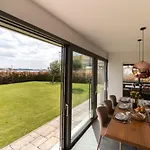 Unique Luxury Designers Apartment *