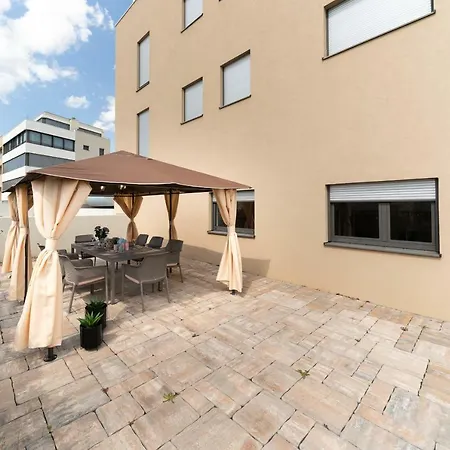 Unique Luxury Designers *