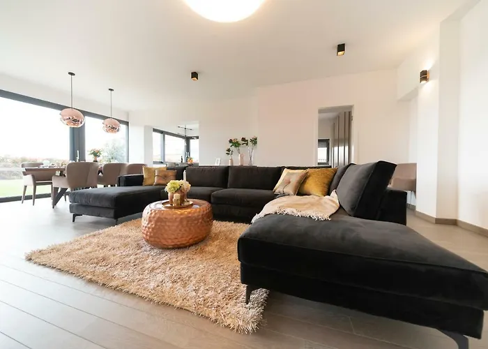 Unique Luxury Designers Апартаменты *