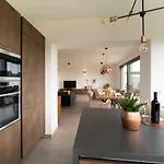 Unique Luxury Designers * 扎达尔