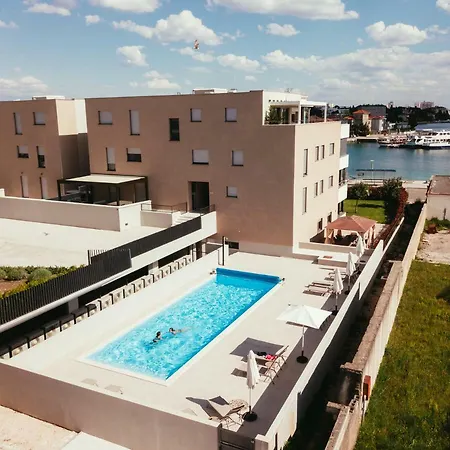 Unique Luxury Designers *