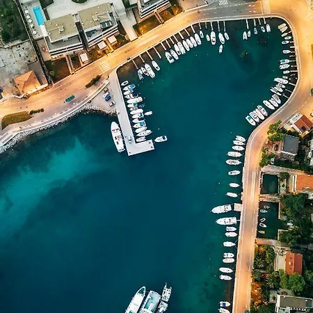 Unique Luxury Designers * Ζαντάρ