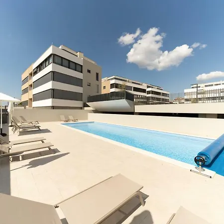 Unique Luxury Designers Ζαντάρ