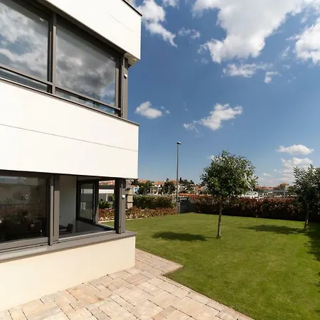 Unique Luxury Designers *