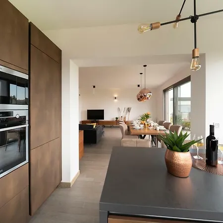 Unique Luxury Designers * Ζαντάρ